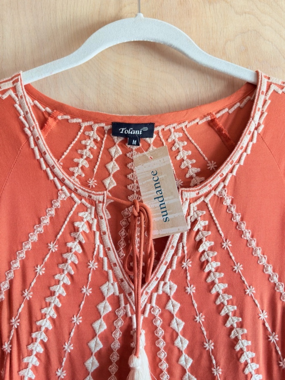 Tolani Kezia Peach Embroidered Boho Dress NWT 3/4 Sleeve V-Neck Women’s Medium - Picture 2 of 13